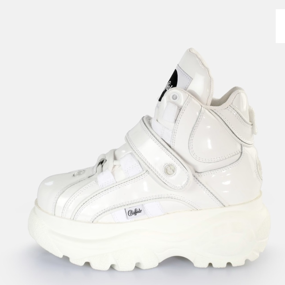 White (NOT glossy) Buffalo London platform shoes
 High-Top Sneakers